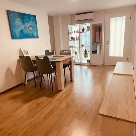 Blue Sun Apartment Ljubljana Ngoại thất bức ảnh