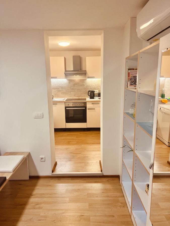 Blue Sun Apartment Ljubljana Ngoại thất bức ảnh
