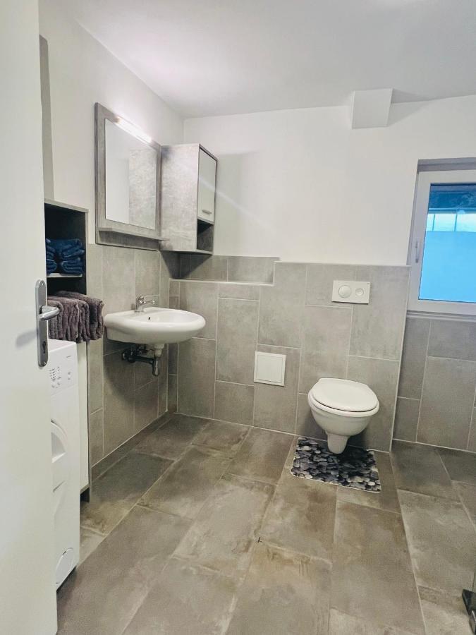 Blue Sun Apartment Ljubljana Ngoại thất bức ảnh
